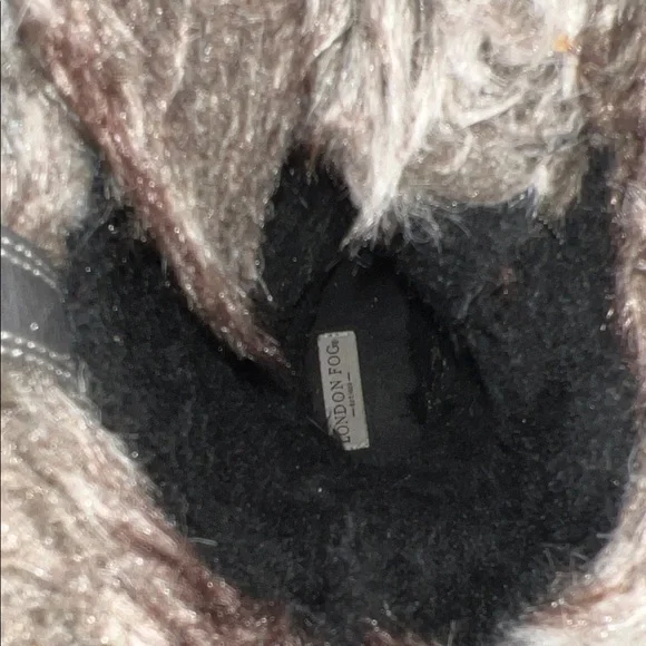 London Fog Black and Gray Winter Boots with Faux Fur - Picture 8 of 14